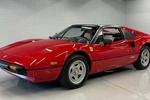 Ferrari 308 GTS по цене дизельной "четверки" BMW: легенда из "Детектива Магнума" уходит с молотка